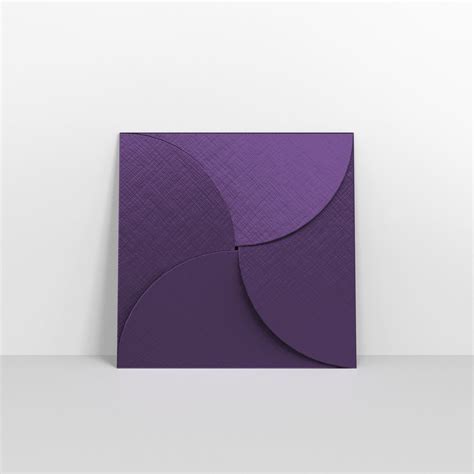 Violet Pochette Envelopes .